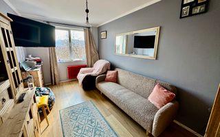 Apartament modern cu 3 camere, zona Hotel Royal ! - Poză 2