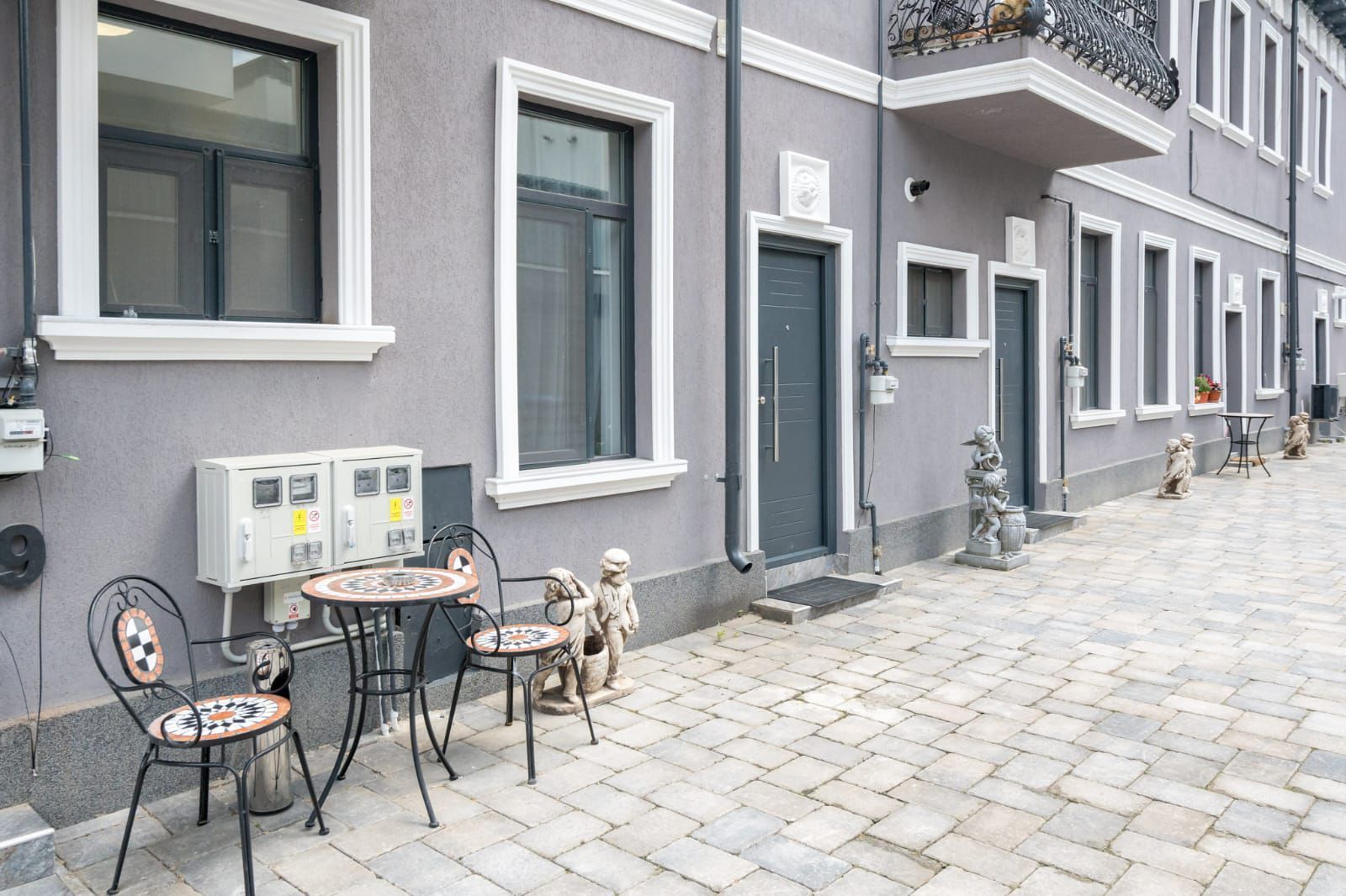 APARTAMENT 3 CAMERE DE INCHIRIAT - Poză 1