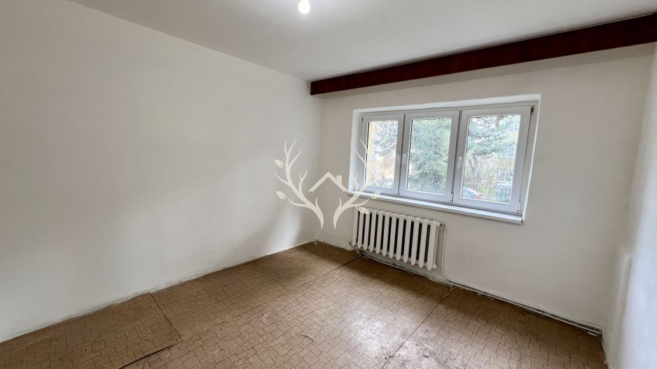 Apartament cu 3 camere, pregatit pentru renovare in Zorilor - Poză 2