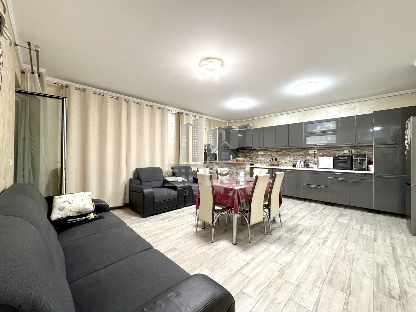 Apartament cu 4 camere la 5 minute de Vivo Mall. - Poză 6