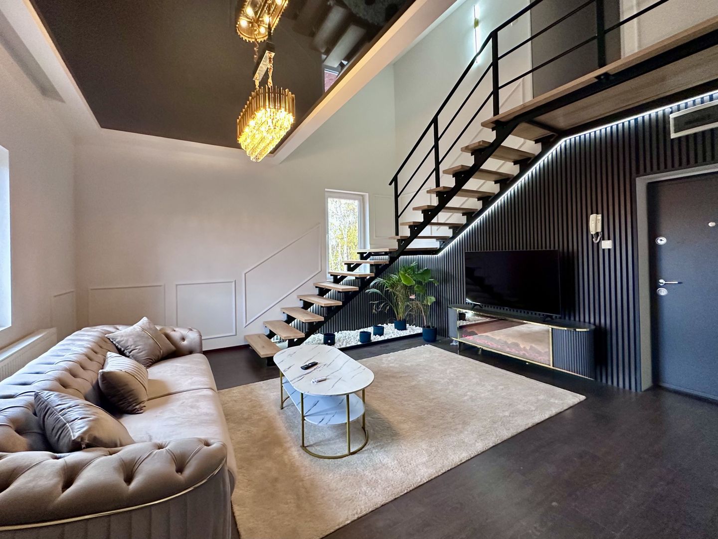 Apartament cu 3 camere de vânzare în Dumbravita - Poză 3