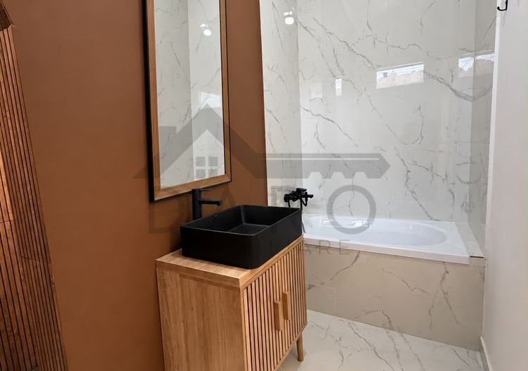 Apartament  complet renovată în inima orașului Târgu Mureș, Piața Trandafirilor - Poză 6