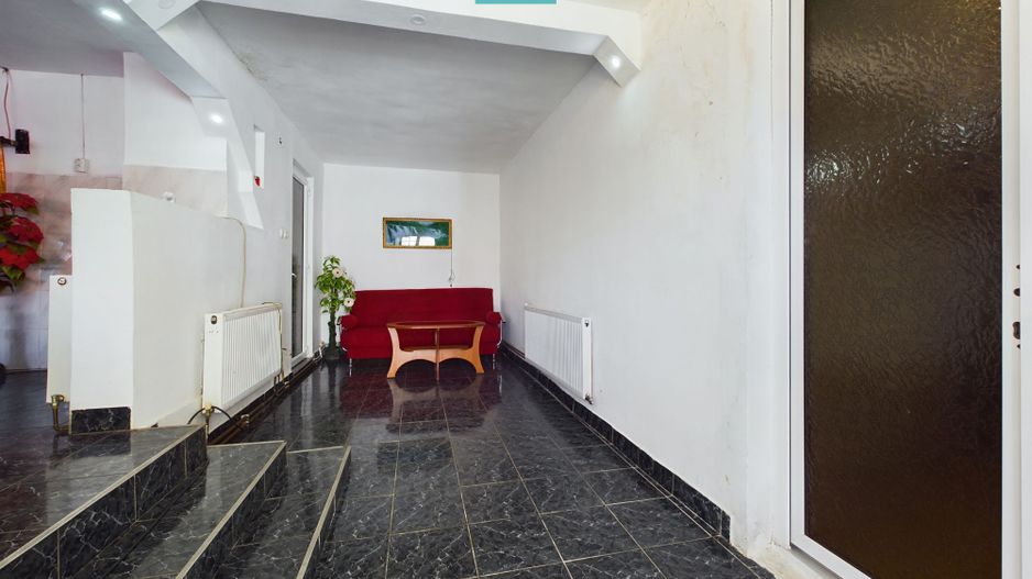Casă deosebită în Galșa - Șiria - Poză 20