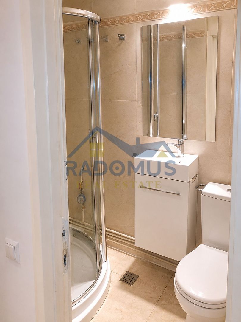 De închiriat – Garsonieră dublă | 350 €/lună | Central - Poză 5