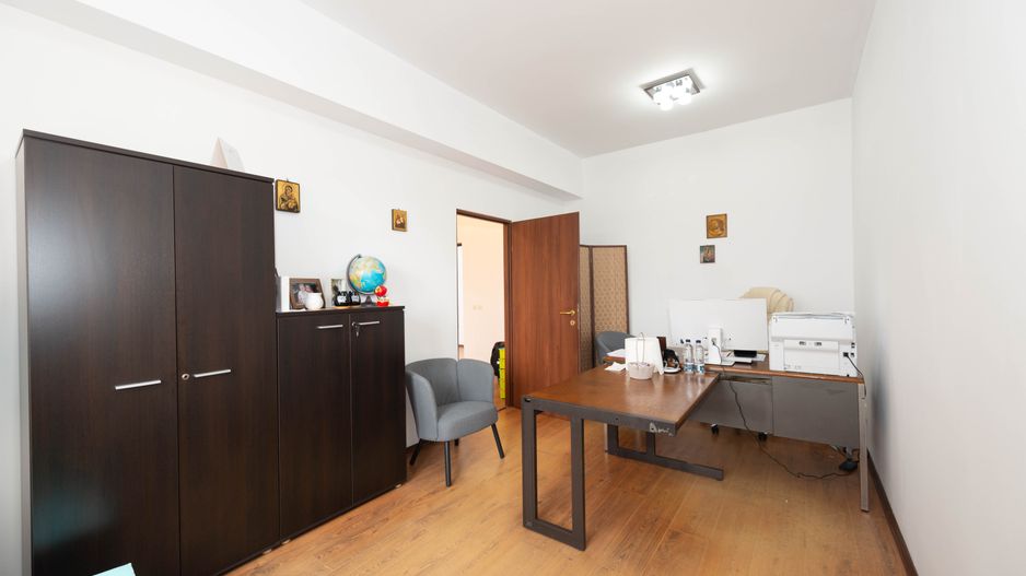 Spatiu de birouri stradal, 148mp de inchiriat în zona Soseaua Chitilei - Poză 13