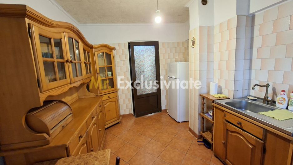 Inchiriere apartament 3 camere Exercitiu parter - Poză 12