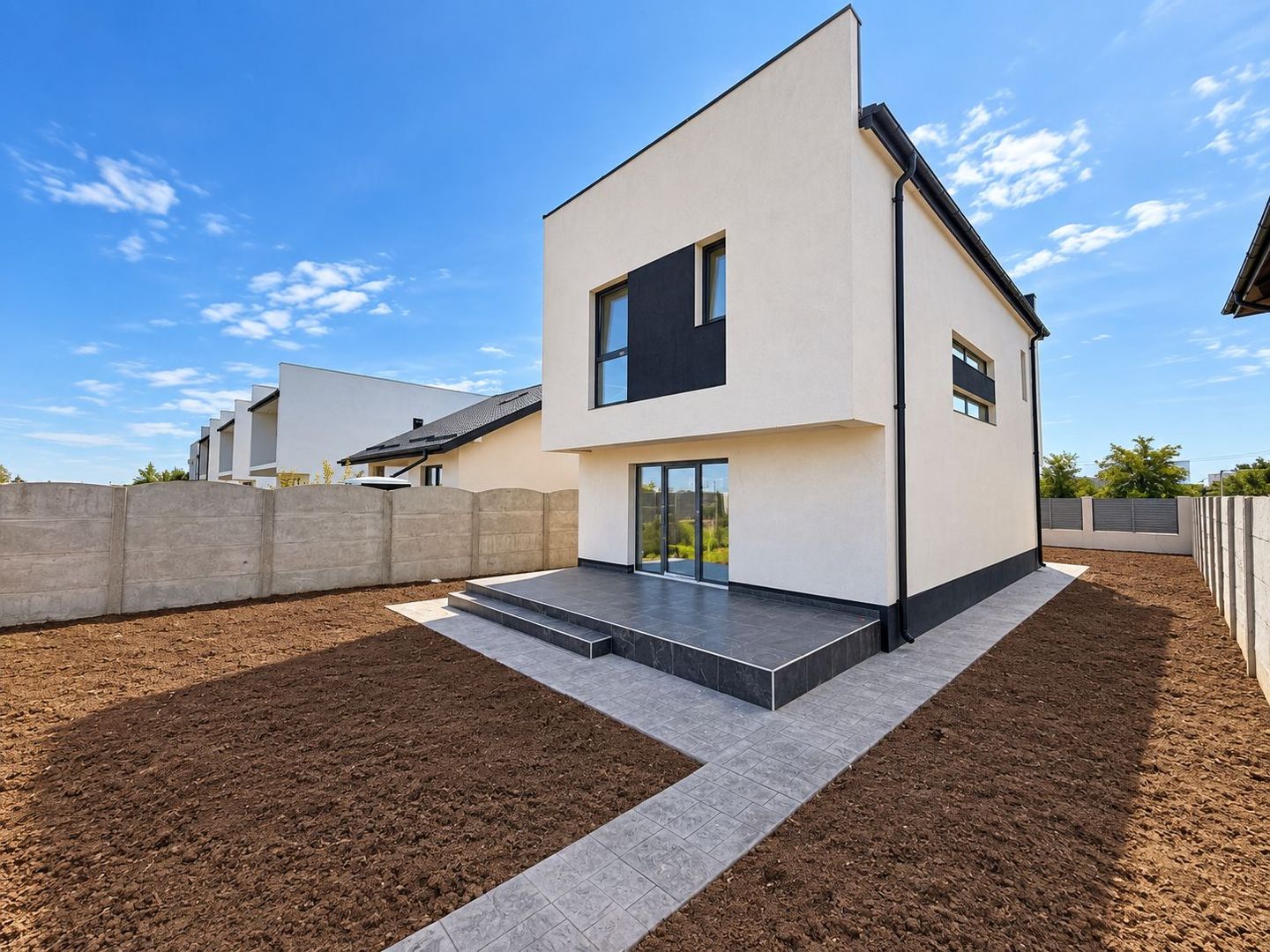 Vilă modernă la cheie 120mp | Teren 350 mp | Finisaje la alegere - Poză 2