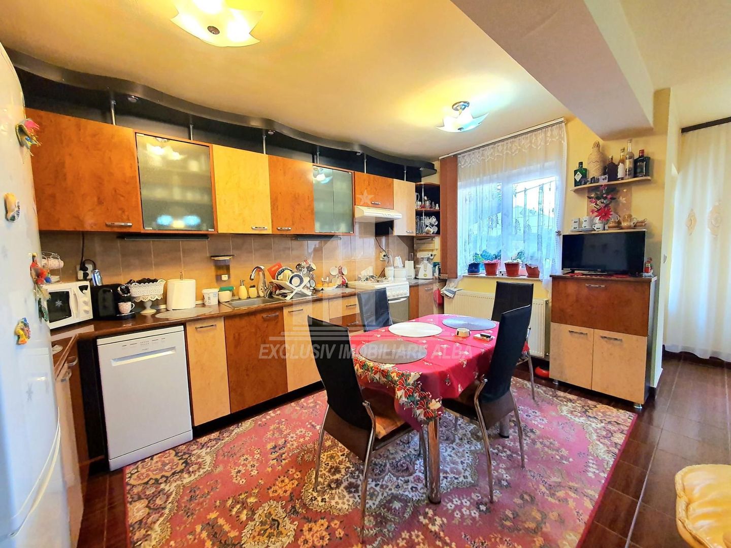 Casa tip duplex de vanzare, Cetate - Poză 3