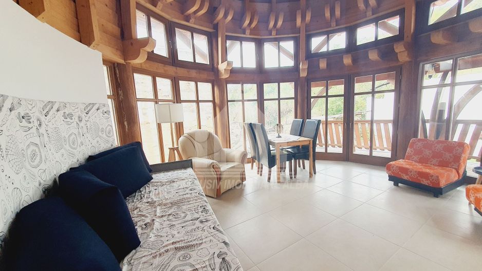 Inchiriez apartament la vila în Aiud - Poză 2