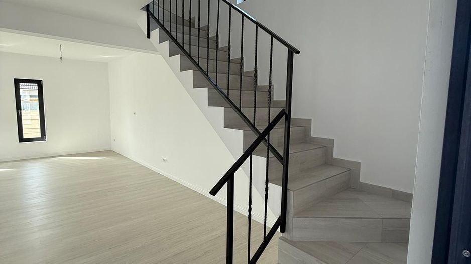 CASA TINERETULUI 4 CAMERE, INCALZIRE PARDOSEALA, NOU, COMISION 0% - Poză 11