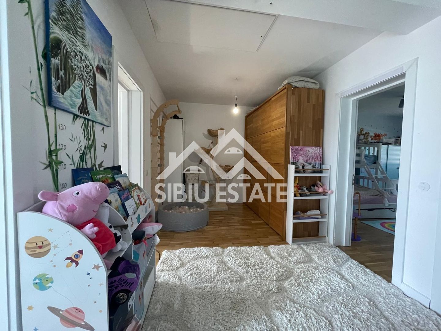 Duplex elegant cu 5 camere, 2 bai, curte in Cristian - Poză 22