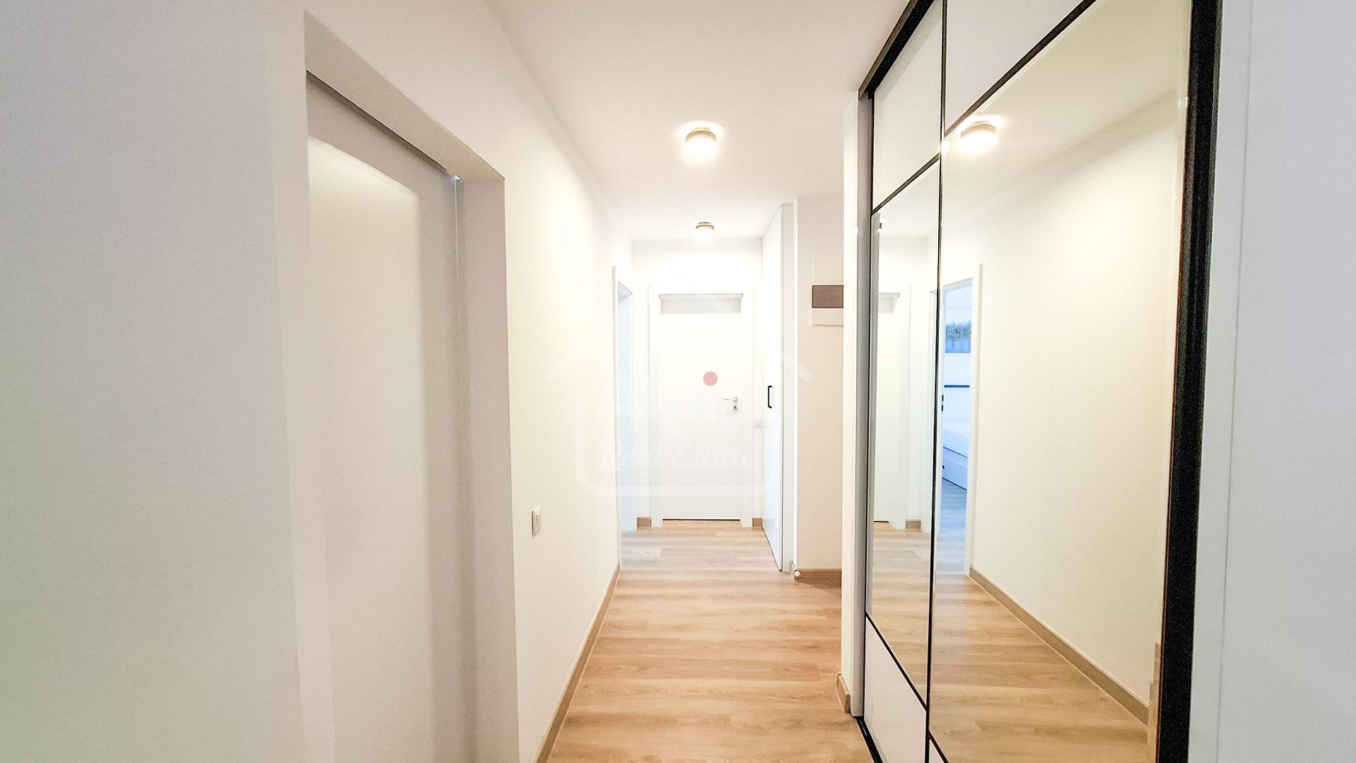 Finisaje Calitative Proiect Hi-End I Coresi Tractorul - Poză 18
