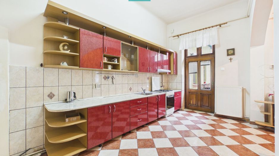 Apartament generos cu 3 camere – Zona Centrală - Poză 9