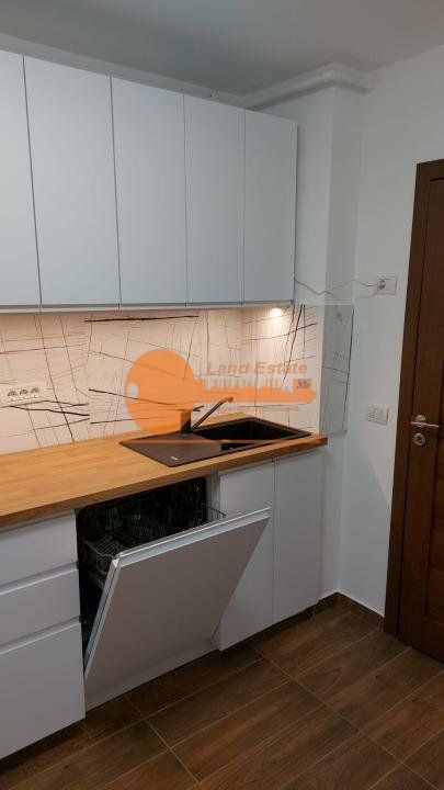 Apartament cu 3 camere in zona Crangasi - Poză 2