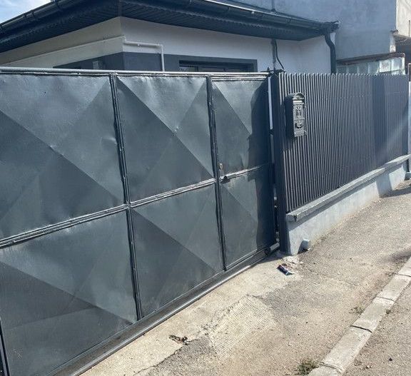 Casă la curte Proprietar vizavi de Carrefour Alexandriei Ildl etc - Poză 12