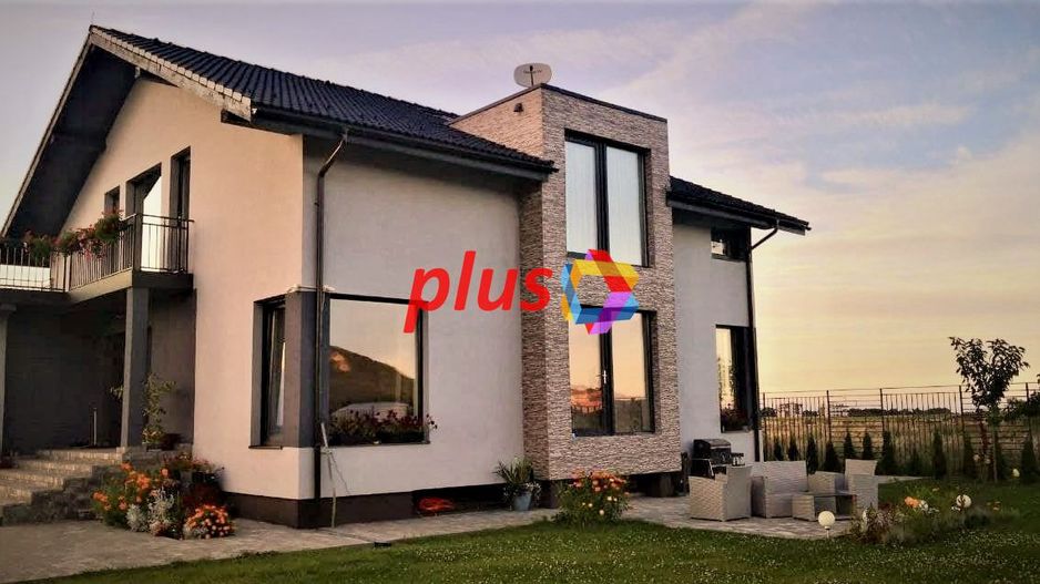 Casă 420 mp Cristian - Poză 1