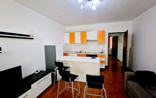 Apartament cu 3 camere decomandate, Cetate - Poză 1