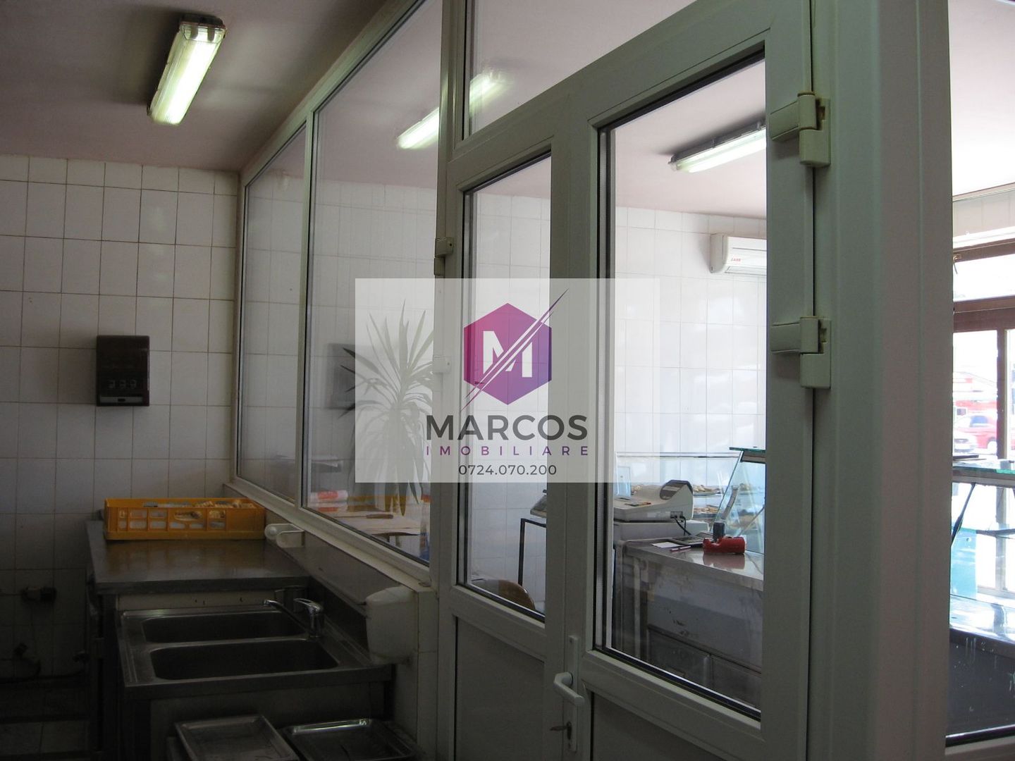 Vand afacere, utilaje si cladire - Poză 3