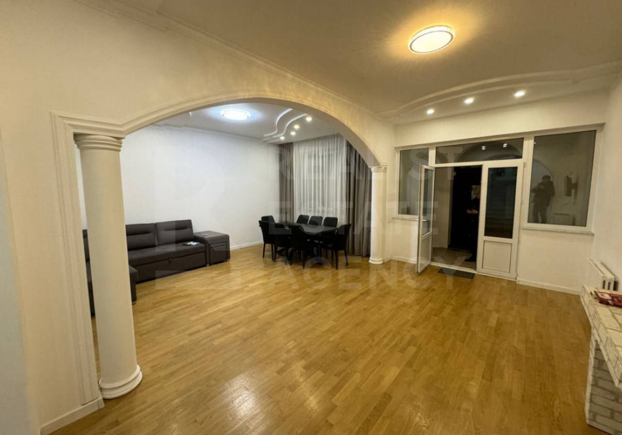Chirie, casă, 3 nivele, 5 camere, strada Cetatea Albă, Botanica - Poză 3