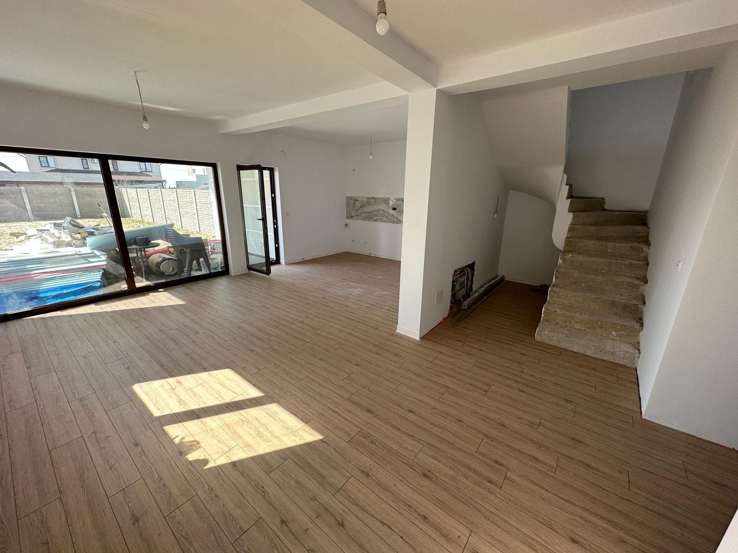 Duplex la 5 minute de Ikea/ Zona Cora - Poză 1