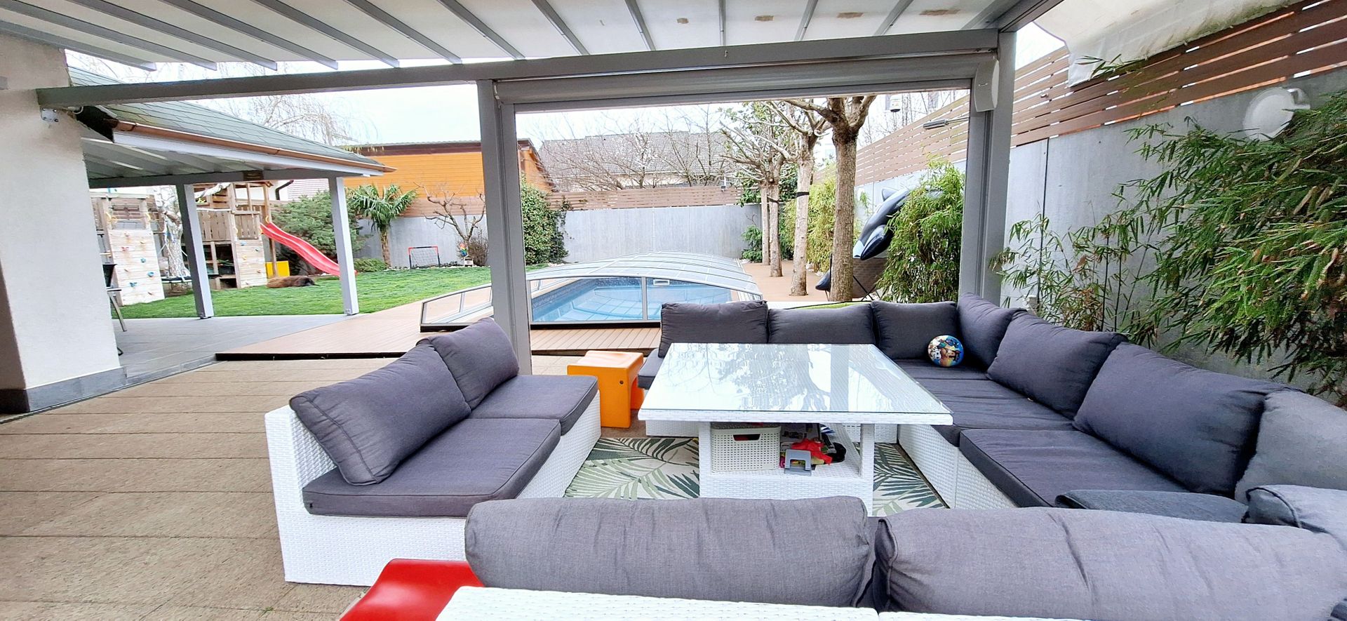 Casa eficienta energetic cu piscina in Giroc - Poză 34