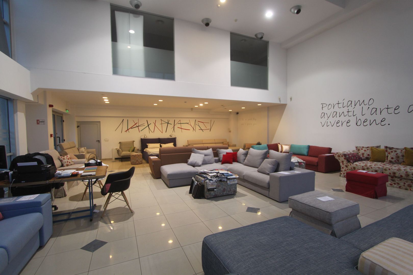 Showroom -150mp-zona de Nord - Poză 14