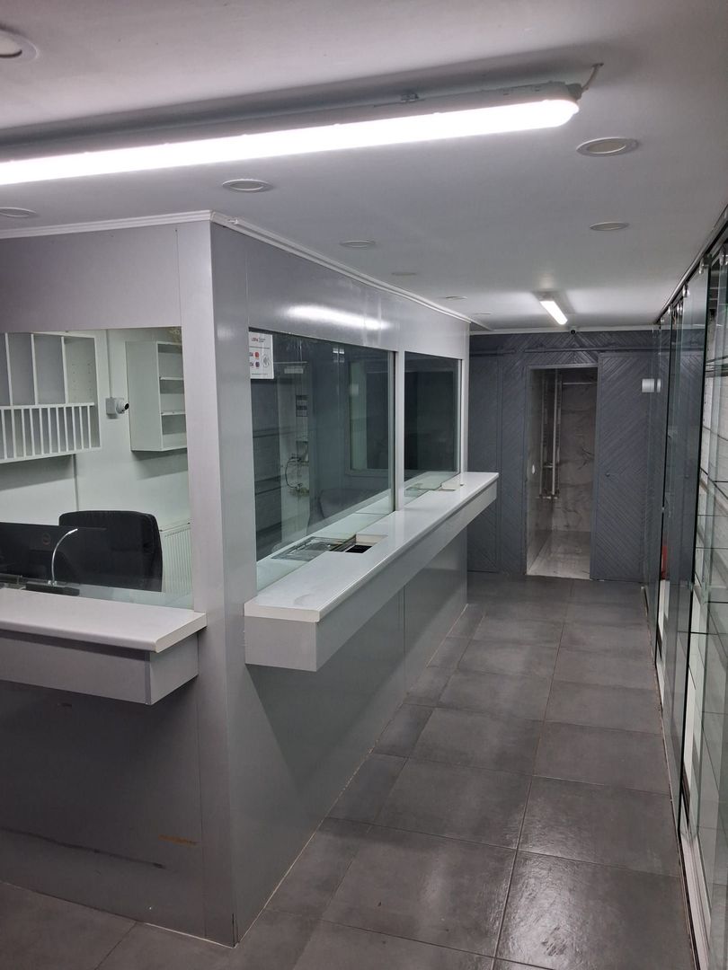 Spațiu comercial complet echipat - Poză 4