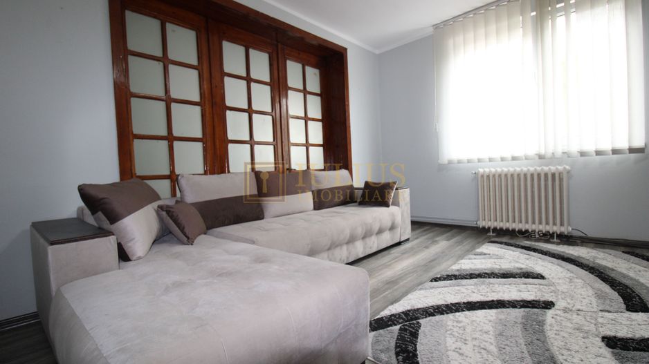 3 camere, curte comuna, centrala proprie. - Poză 3