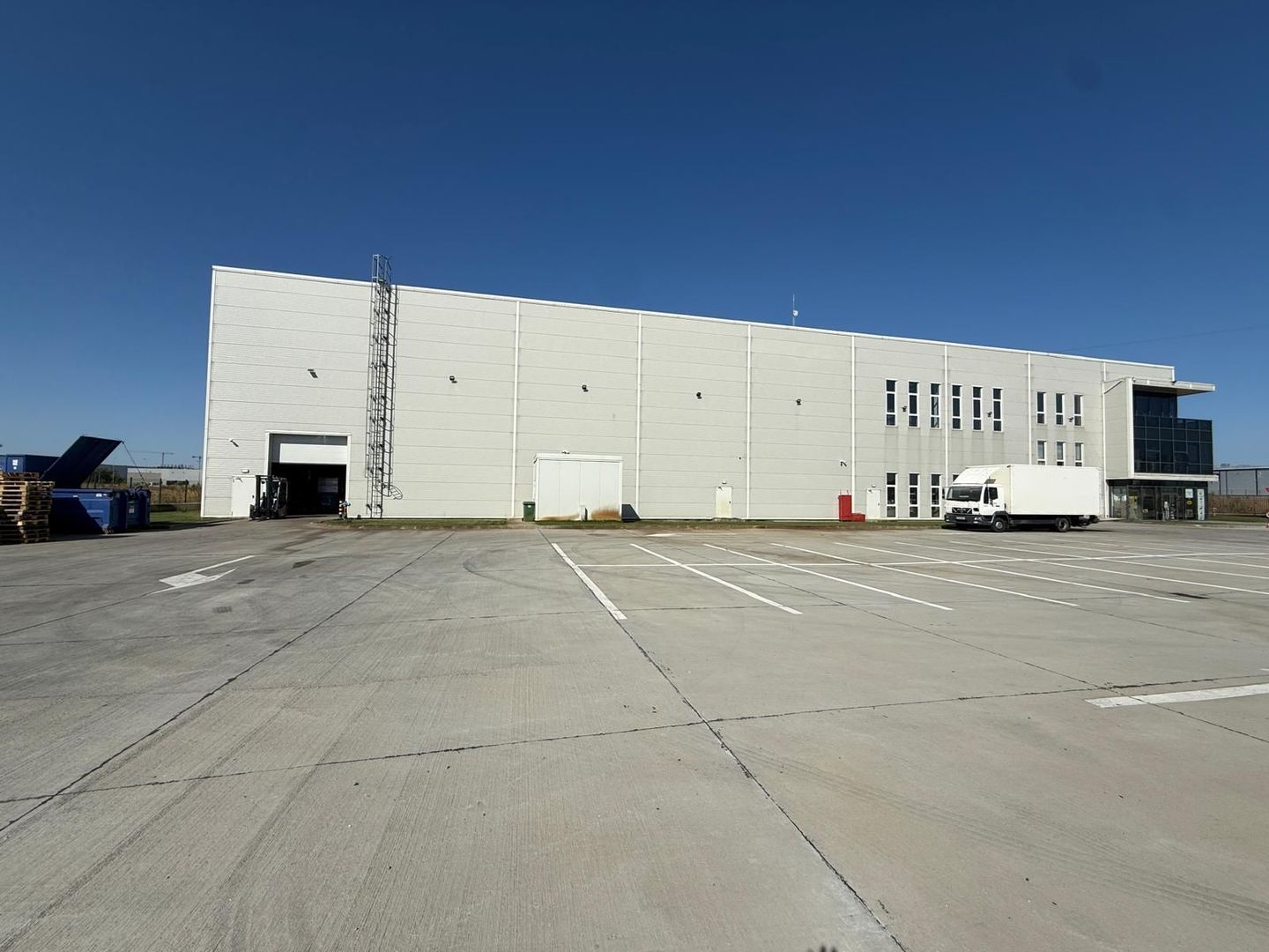 Spațiu industrial 1.700 mp de închiriat, Pallady, H 12 m, curte 2000 m - Poză 3