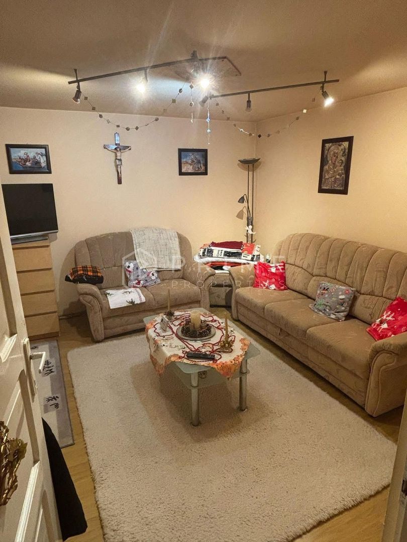 Casa cu front stradal,  7 Noiembrie, ideala clinica/cabinet/locuinta - Poză 11