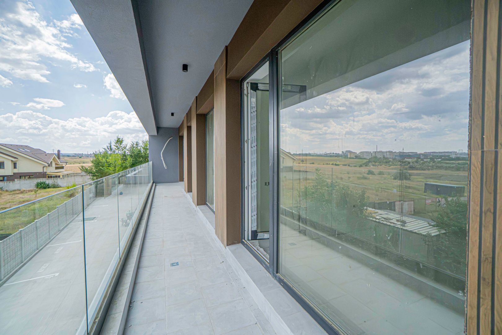 Tomis Nord - Vanzare apartament decomandat cu 3 camere, bloc nou. - Poză 6