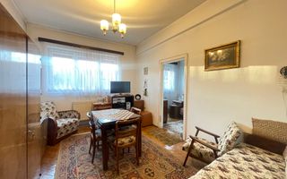 3 camere/ zona Facultatii de Litere / Parcare in curte - Poză 1