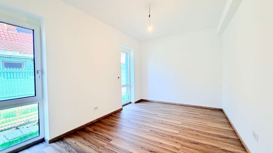 Casa parter prima închiriere – liniste si acces rapid spre centru - Poză 12