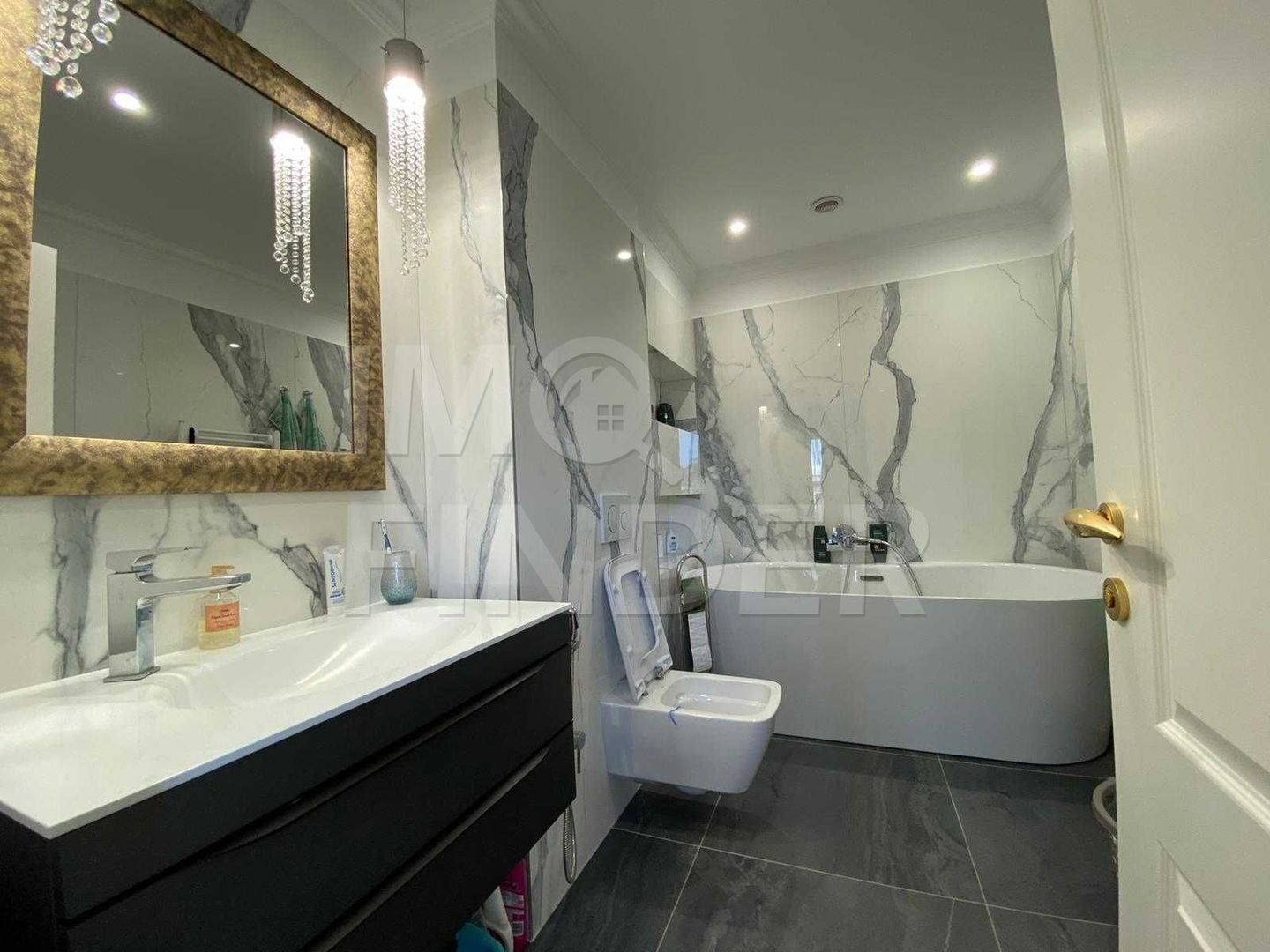 Apartament de LUX cu Parcare Subterana Buna Ziua - Poză 6