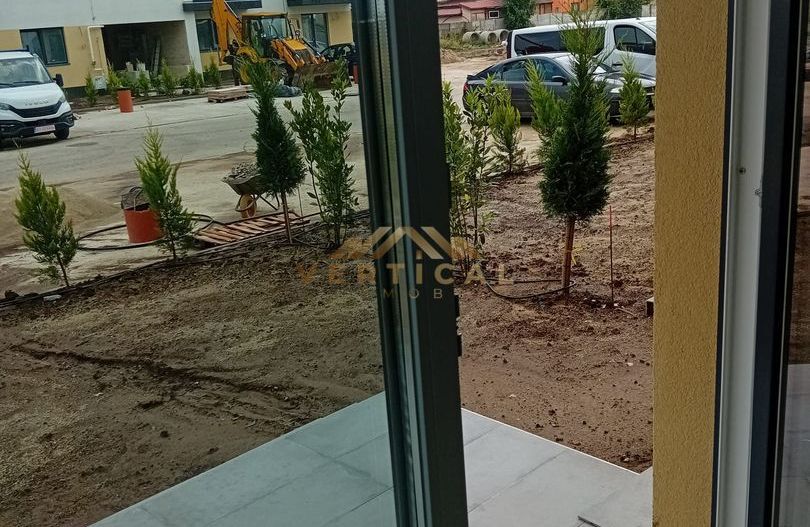 Apartament cu 2 camere, terasă, grădină proprie - Poză 2