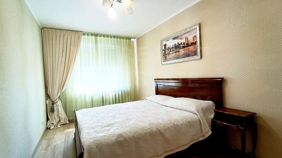 Chirie, apartament 3 camere, strada Mircea cel Bătrin, Ciocana - Poză 1