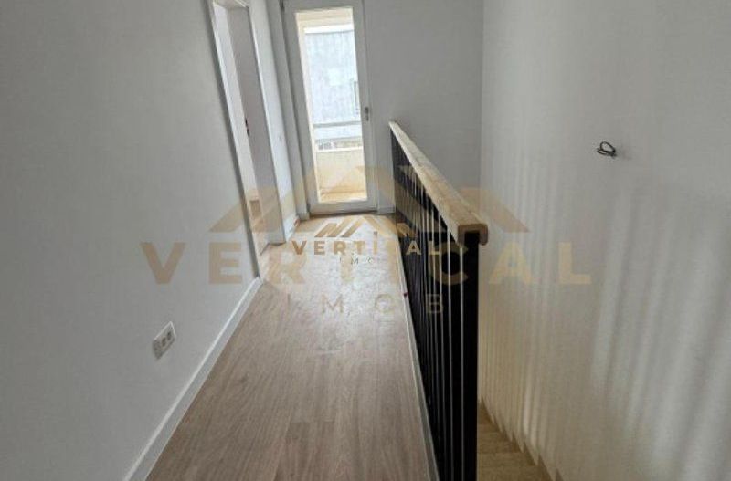 Casă duplex, 280 mp teren, 4 camere com Berceni/ Vidra - Poză 6