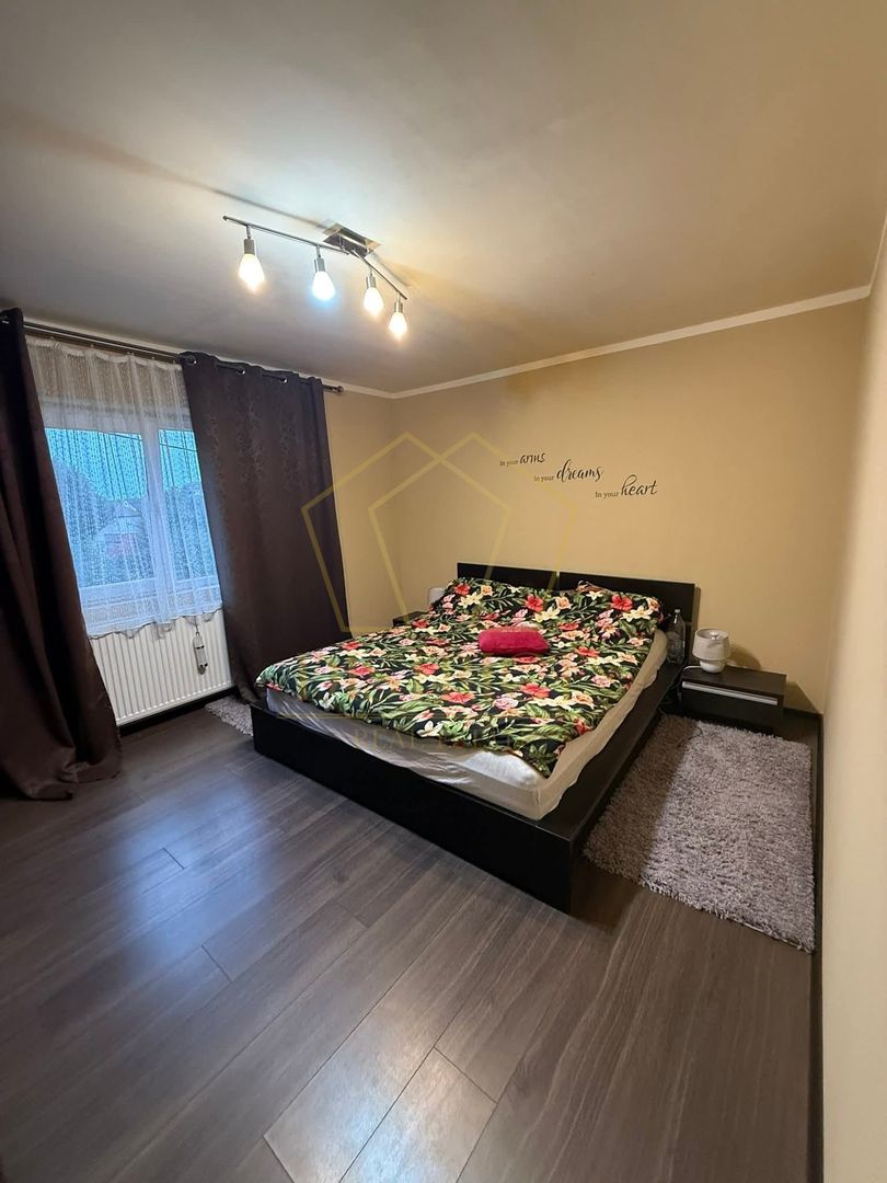 Apartament renovat și decomandat 2 camere | Zona Lunei - Poză 7