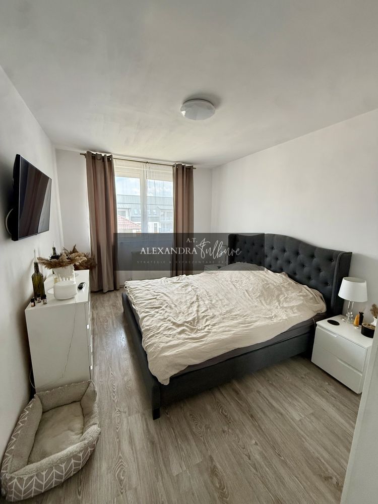Apartament 3 camere, dressing, balcon, parcare, zona Eroilor - Poză 3