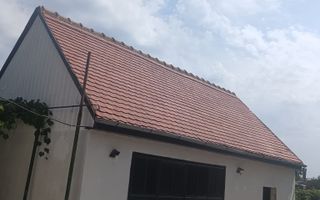 Casă individuală cu 2 apartamente separate, teren 650 mp, garaj și terasă - Poză 11