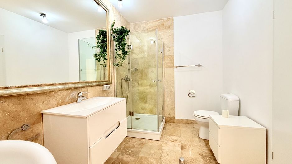 Apartament elegant -curte proprie - garaj - Poză 22