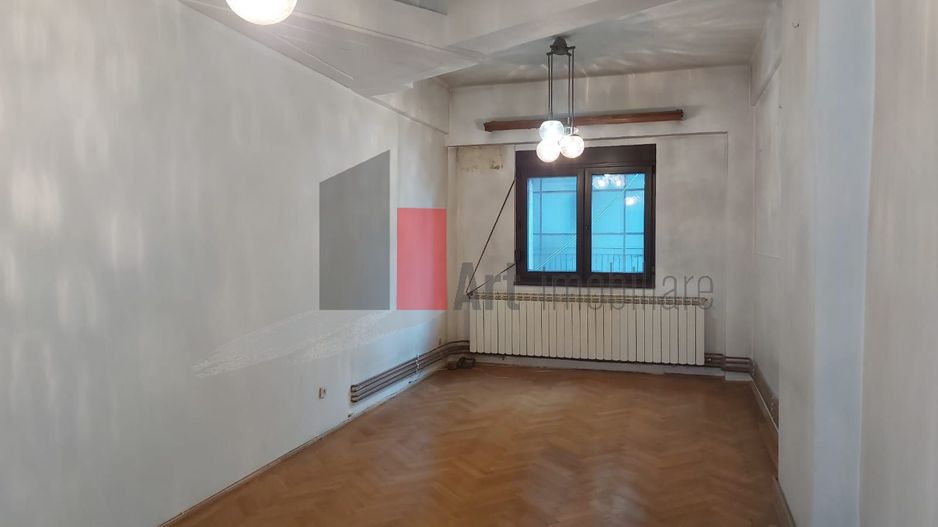 Apartamentul "BEQUEM",  180 mp suprafata totala, CONSOLIDAT, GARAJ IN ACTE, BOXE - Poză 11