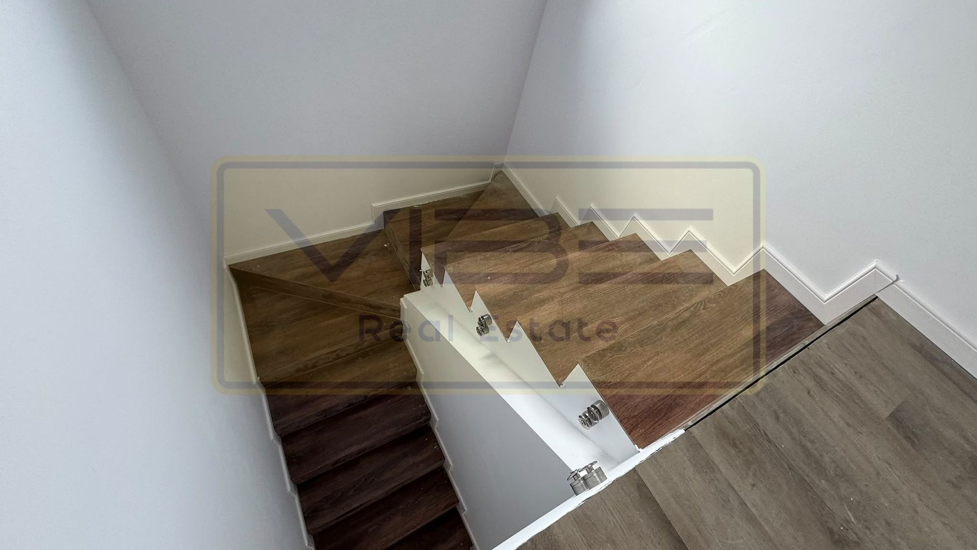 Duplex 4 camere Miroslava - Rond Valea Ursului - Poză 17