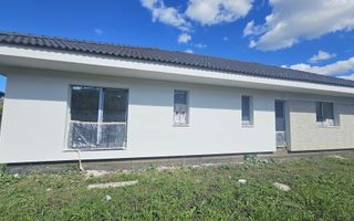 Casă eficientă energetic pe 1 nivel în Chinteni - Poză 4