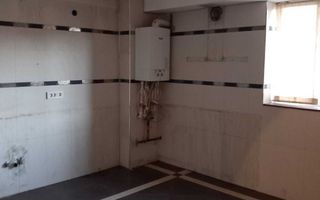 Vand ap 3 camere - Poză 2