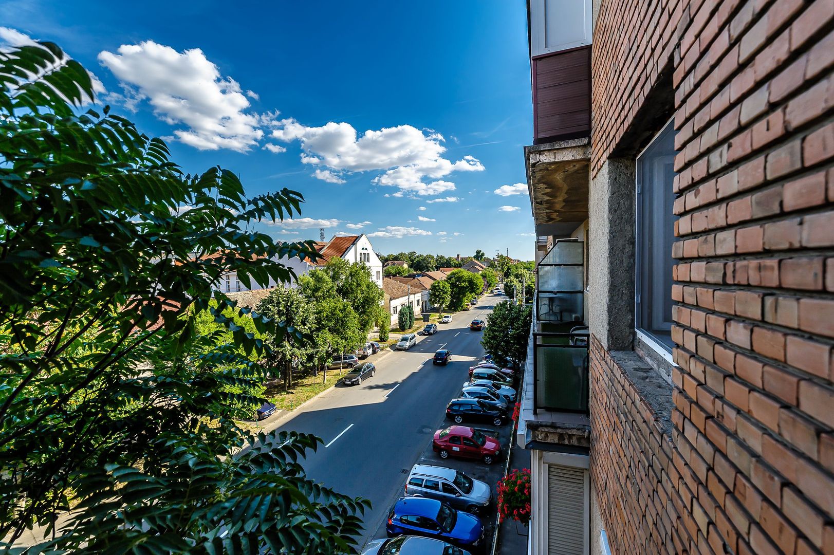 Apartament cu 4 camere vizavi de Consiliul Județean - Poză 5