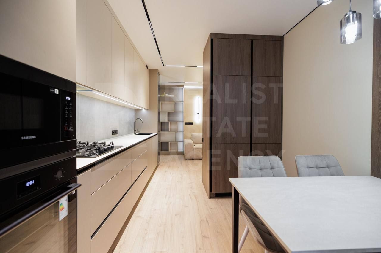 Vânzare, apartament, 2 camere + living, str. Cuza Vodă 5, Botanica - Poză 2