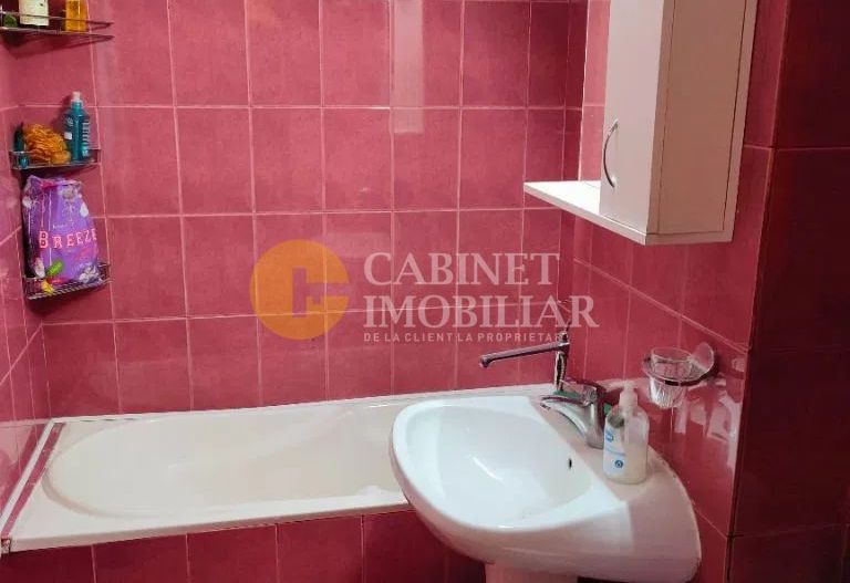 Chirie - 2 camere - Podu Ros - Poză 7