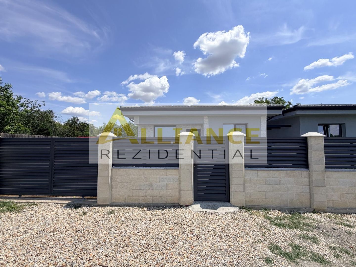 casa de vanzare in berceni - Poză 1