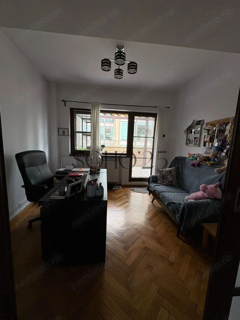Universitate   Apartament 3 camere, terasă 18 mp, boxă mare 48 mp, mobilat complet - Poză 3